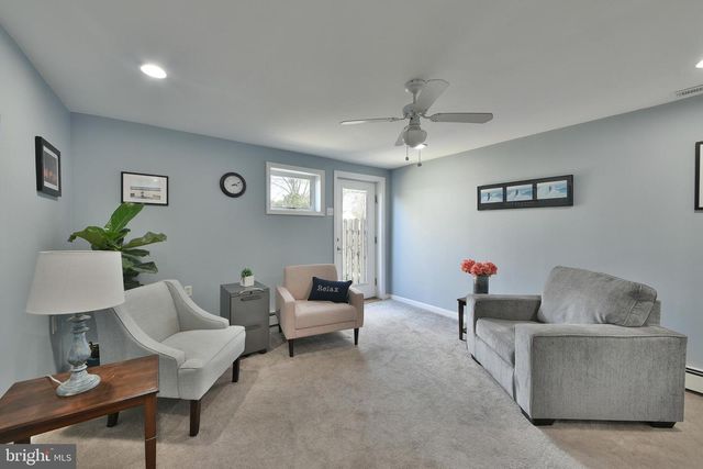 11 METEKUNK DR, Ewing, NJ 08638