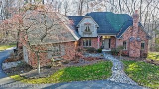 509 Bluebird Trail, Ortonville, MI 48462