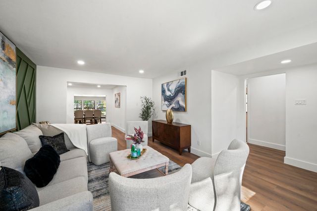 11329 Earlywood Drive, Dallas, TX 75218