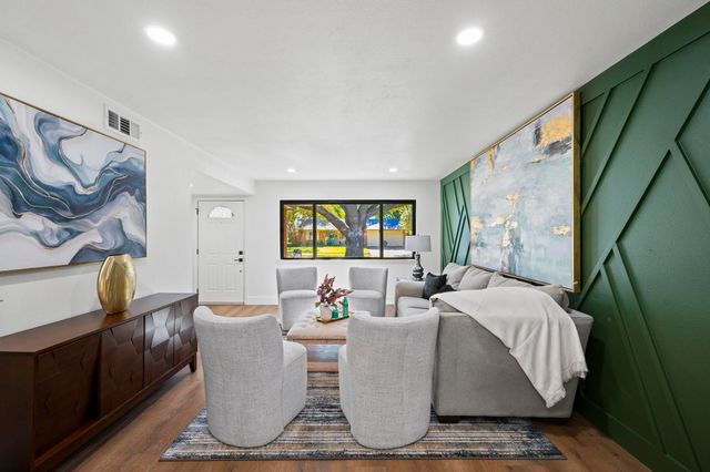 11329 Earlywood Drive, Dallas, TX 75218