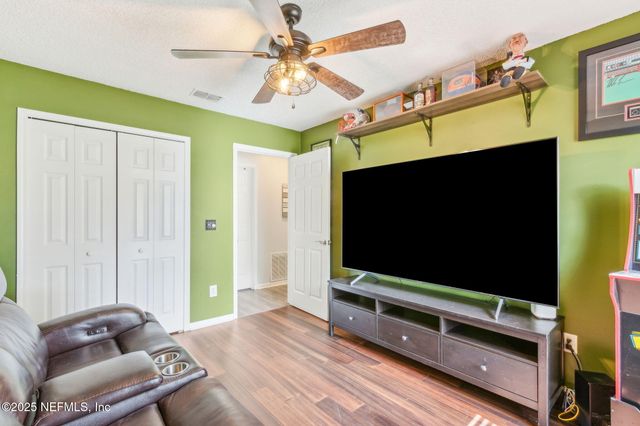 11579 ALEXIS FOREST Drive E, Jacksonville, FL 32258