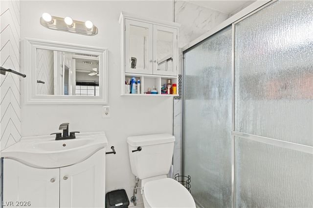 6214 Gunderson Boulevard, Las Vegas, NV 89103