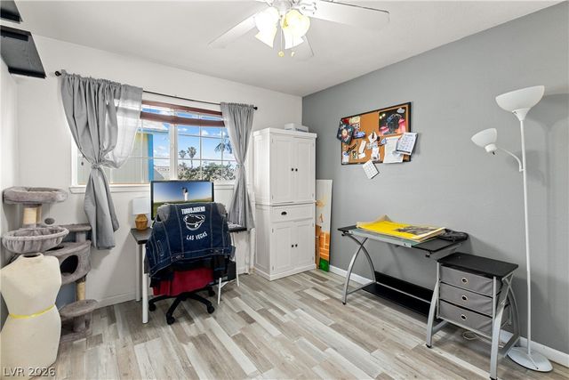 6214 Gunderson Boulevard, Las Vegas, NV 89103