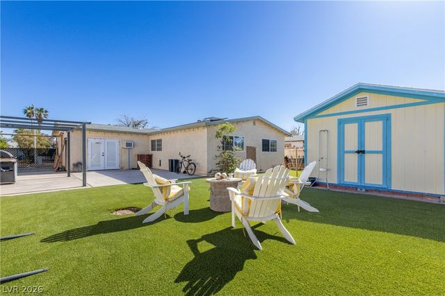 6214 Gunderson Boulevard, Las Vegas, NV 89103