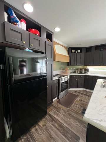 13735 KY-66, Oneida, KY 40972