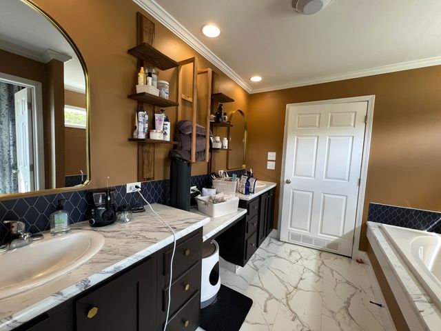 13735 KY-66, Oneida, KY 40972