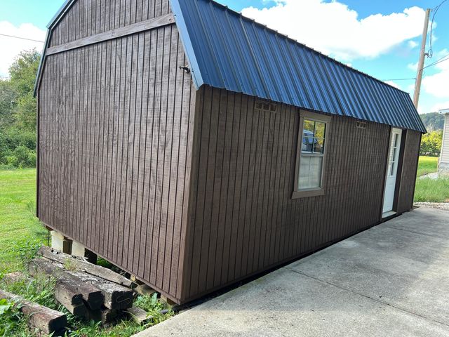 13735 KY-66, Oneida, KY 40972