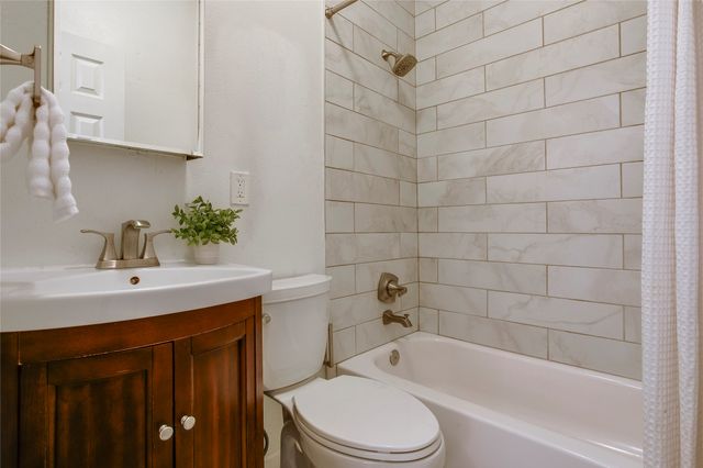 716 S Rosemont Avenue, Dallas, TX 75208