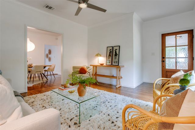 716 S Rosemont Avenue, Dallas, TX 75208