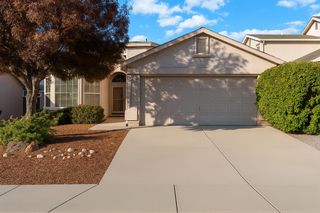 7015 Red Hawk Road NE, Albuquerque, NM 87113