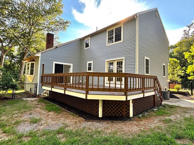 290 Center St 2, Pembroke, MA 02359