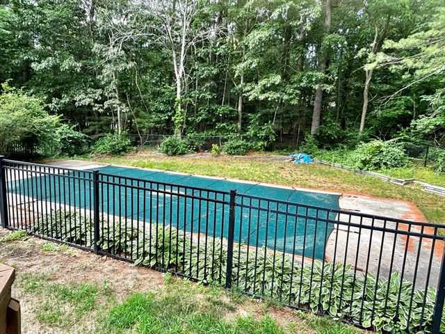 290 Center St 2, Pembroke, MA 02359