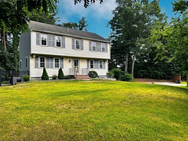 290 Center St 2, Pembroke, MA 02359