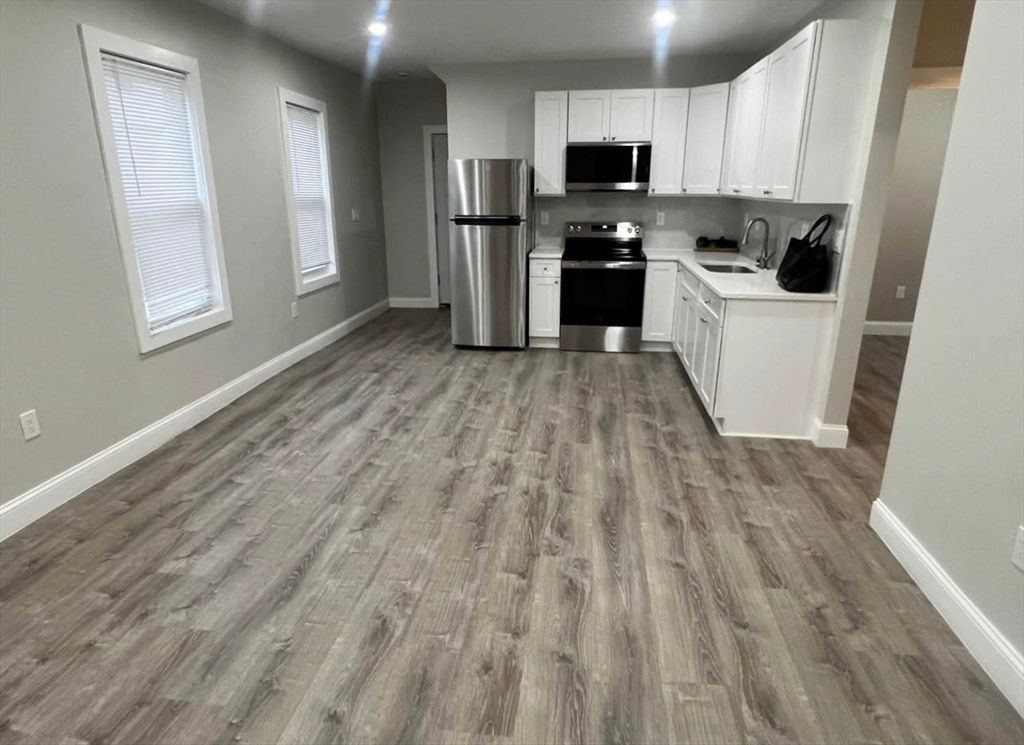 15 Quince Field 1, Boston, MA 02125