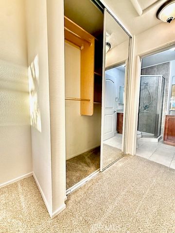 1100 Walnut Avenue 5, Long Beach, CA 90813