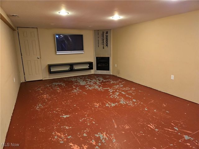 18248 Meadow Lane, Strongsville, OH 44136