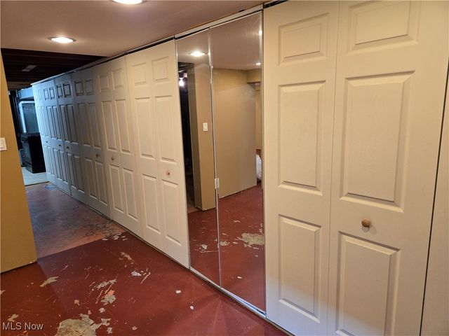 18248 Meadow Lane, Strongsville, OH 44136