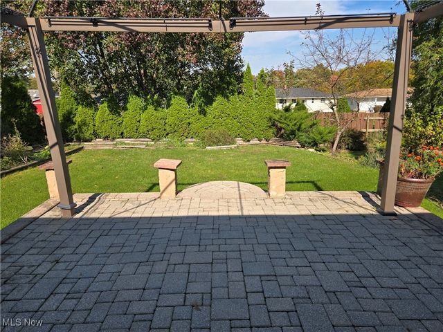 18248 Meadow Lane, Strongsville, OH 44136