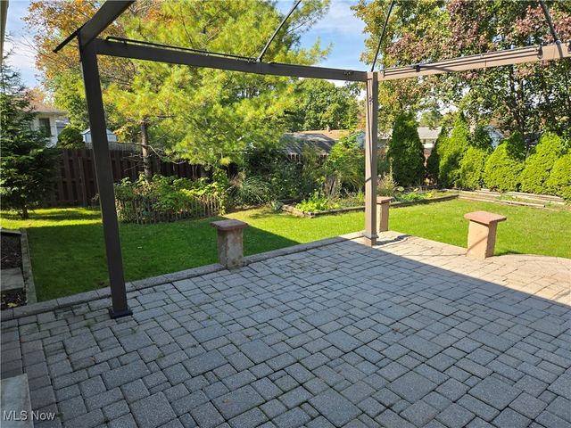 18248 Meadow Lane, Strongsville, OH 44136