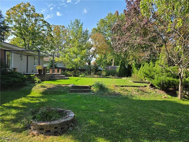 18248 Meadow Lane, Strongsville, OH 44136