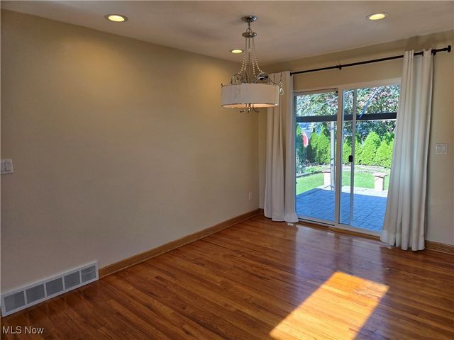 18248 Meadow Lane, Strongsville, OH 44136