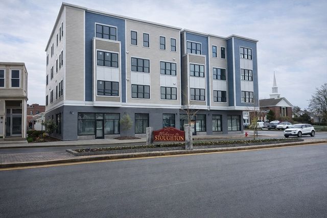 760-770 Washington St. 202, Stoughton, MA 02072