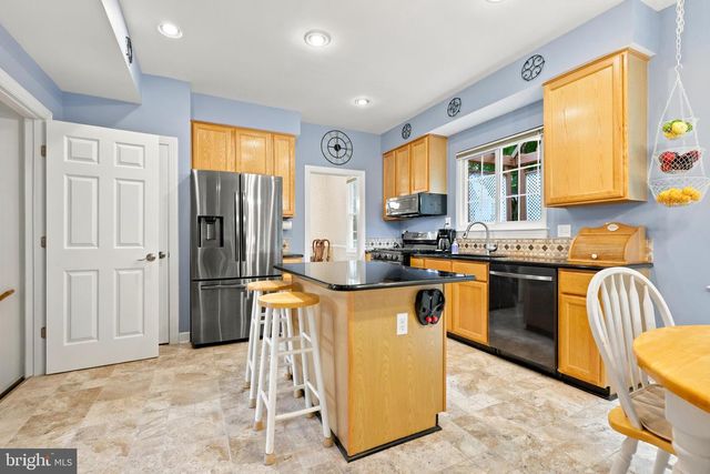 20524 BRANDY STATION CT, Sterling, VA 20165