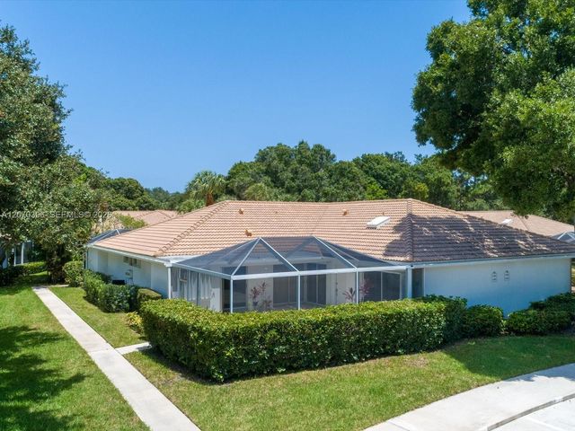 1404 Silverleaf Oak Court, Palm Beach Gardens, FL 33410