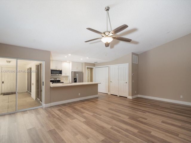 1404 Silverleaf Oak Court, Palm Beach Gardens, FL 33410