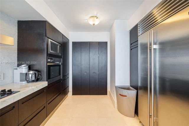 1331 Brickell Bay Dr 1703, Miami, FL 33131