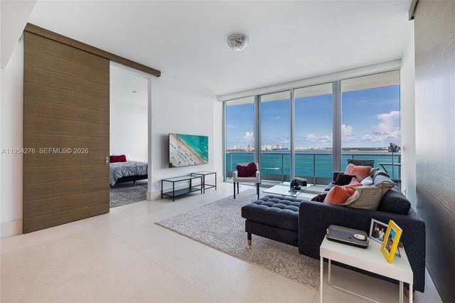 1331 Brickell Bay Dr 1703, Miami, FL 33131