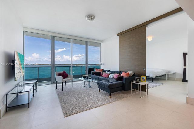 1331 Brickell Bay Dr 1703, Miami, FL 33131