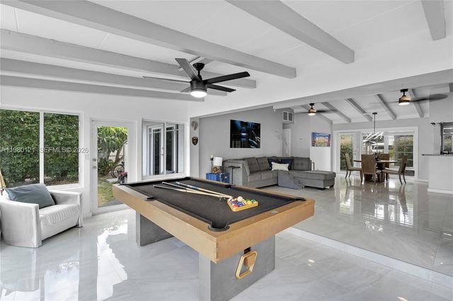 2430 Key Largo Lane, Fort Lauderdale, FL 33312