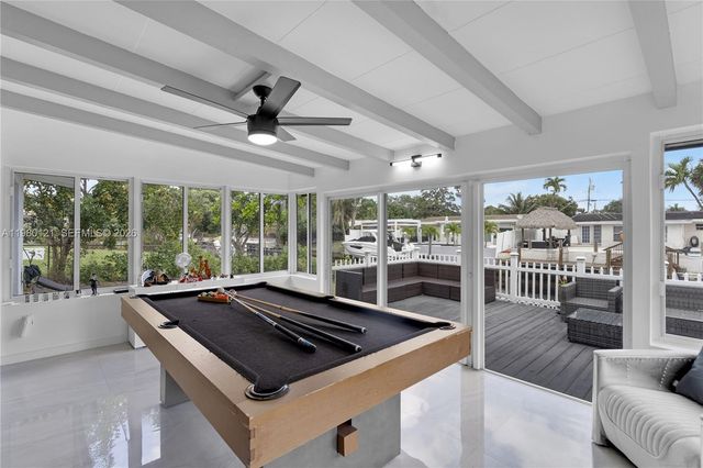 2430 Key Largo Lane, Fort Lauderdale, FL 33312