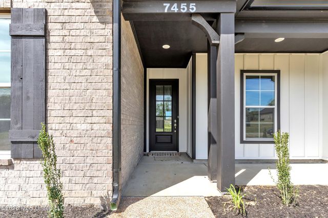 7455 Newbury Drive, Olive Branch, MS 38654