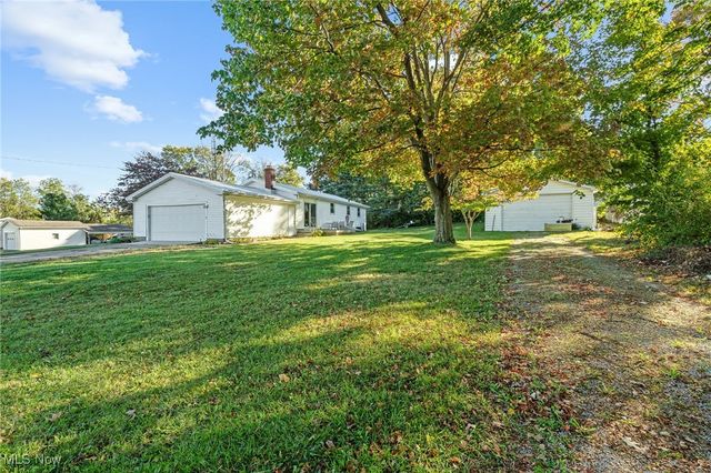 4160 Roselawn Avenue SW, Massillon, OH 44646