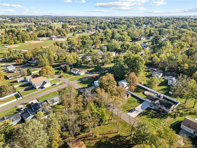 4160 Roselawn Avenue SW, Massillon, OH 44646