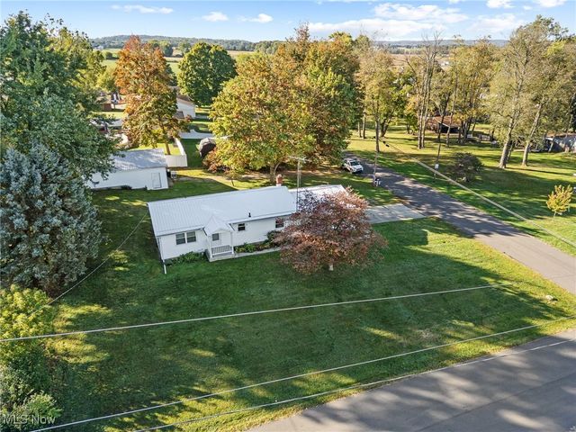 4160 Roselawn Avenue SW, Massillon, OH 44646