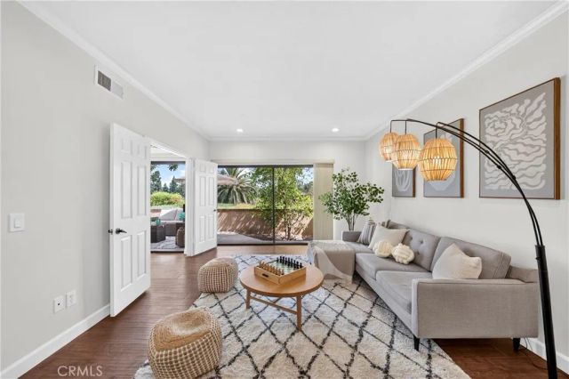 636 Colonial Circle, Fullerton, CA 92835