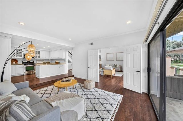 636 Colonial Circle, Fullerton, CA 92835