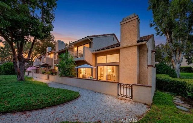 636 Colonial Circle, Fullerton, CA 92835