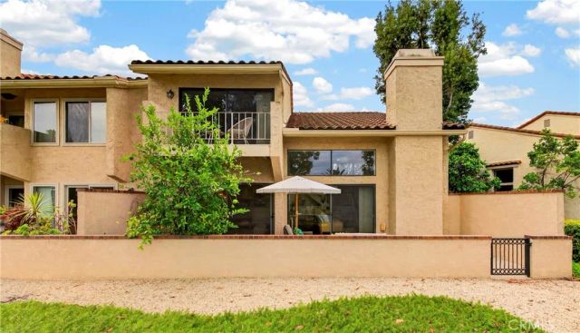 636 Colonial Circle, Fullerton, CA 92835
