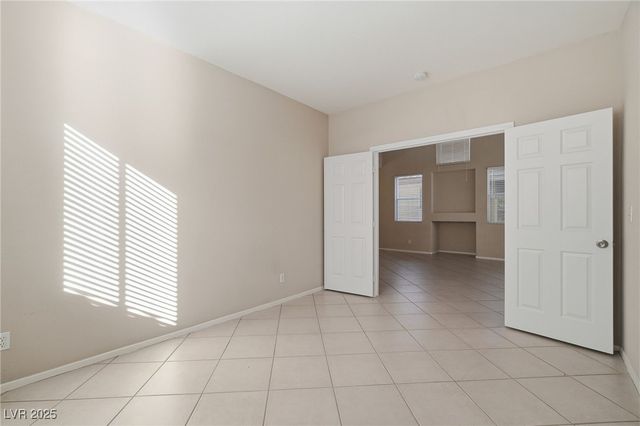 119 Willow Dove Avenue, Las Vegas, NV 89123