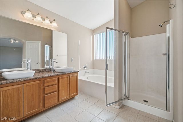 119 Willow Dove Avenue, Las Vegas, NV 89123