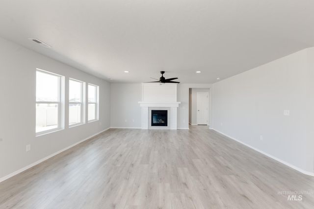 901 Strike Eagle St, Mountain Home, ID 83647