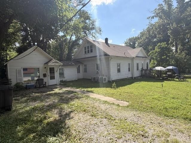 606 C & 608 St & 301a &301b Hersch Street, Belton, MO 64012