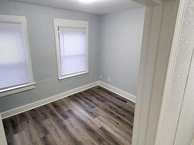 606 C & 608 St & 301a &301b Hersch Street, Belton, MO 64012