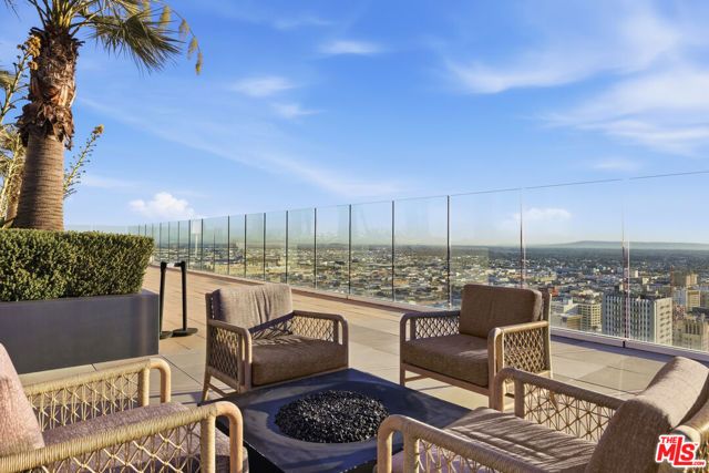 400 S Broadway 913, Los Angeles, CA 90013