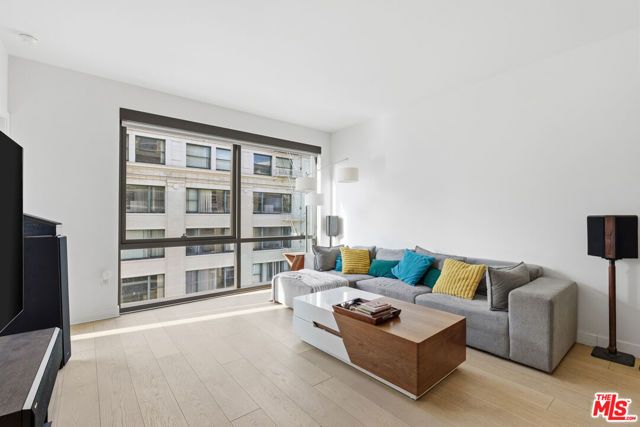 400 S Broadway 913, Los Angeles, CA 90013