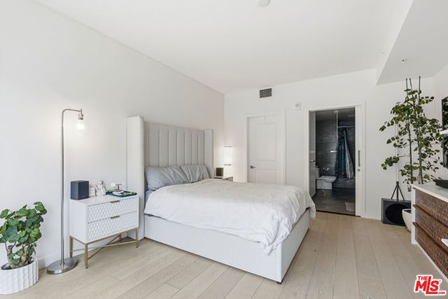 400 S Broadway 913, Los Angeles, CA 90013